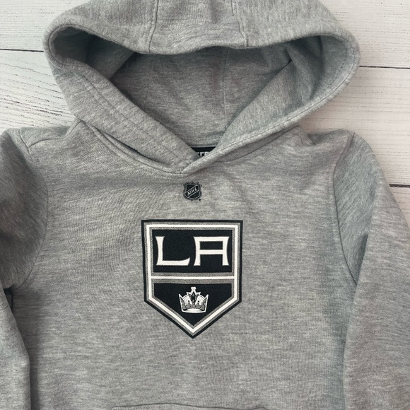 LA Kings Hockey Pullover Hoodie - Picture 2 of 4